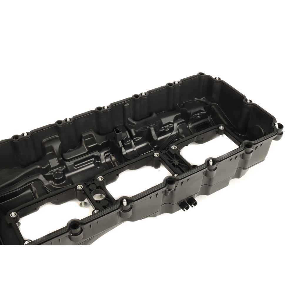 N54 Valve/Rocker Cover - Detail Shot